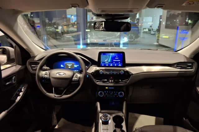 Ford Kuga (2022) thumbnail 14