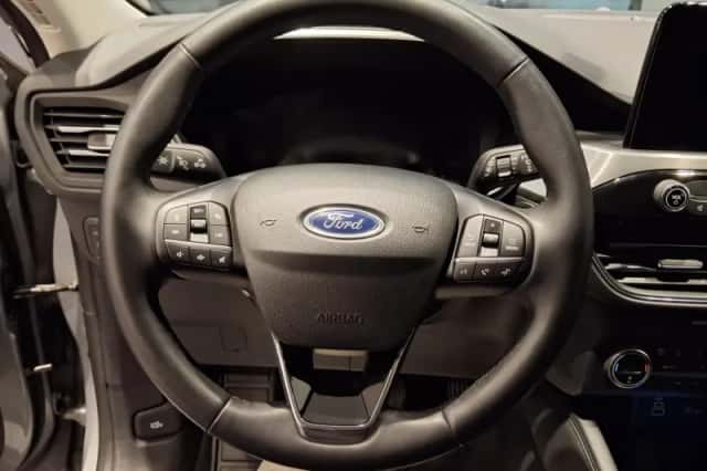 Ford Kuga (2022) thumbnail 15