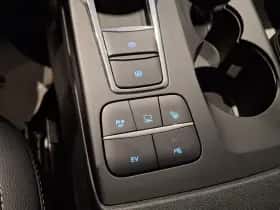 Ford Kuga thumbnail 24