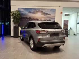 Ford Kuga thumbnail 5