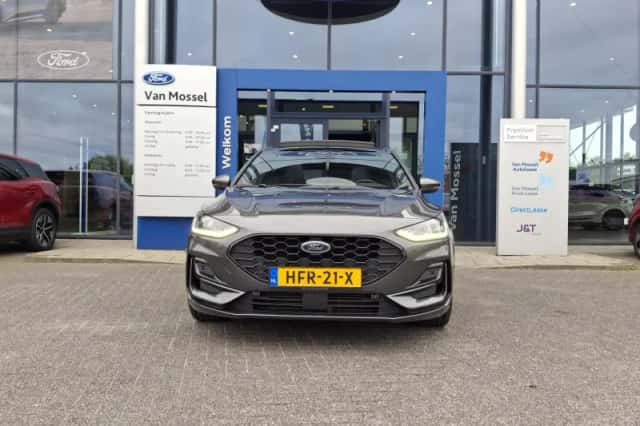 Ford Focus (2024) thumbnail 2