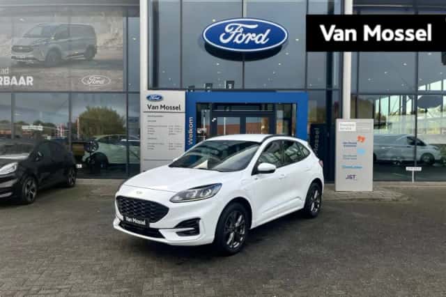 Ford Kuga (2022) thumbnail 1