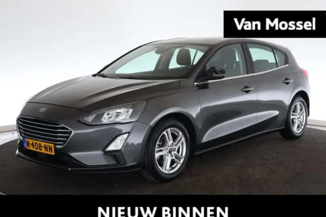 Ford Focus (2021) thumbnail 1
