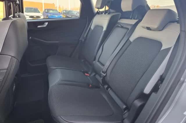 Ford Kuga (2026) thumbnail 16