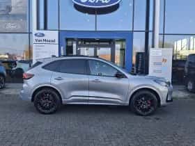 Ford Kuga thumbnail 4