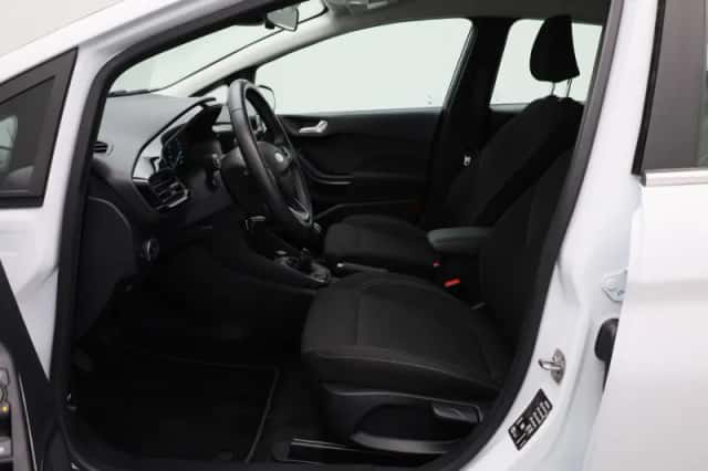 Ford Fiesta (2022) thumbnail 9