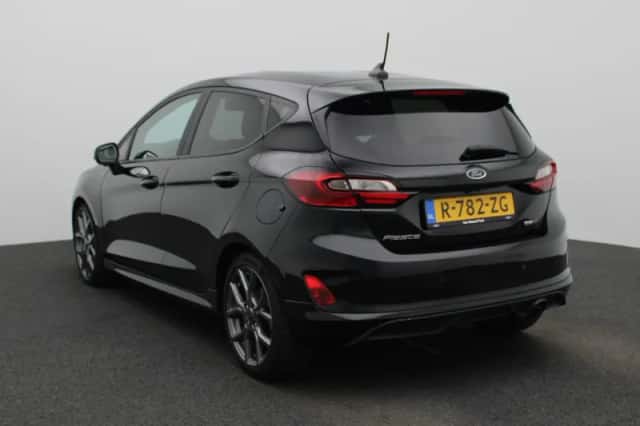 Ford Fiesta (2022) thumbnail 2