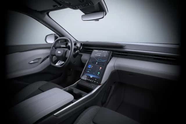 Ford Capri (2026) thumbnail 3