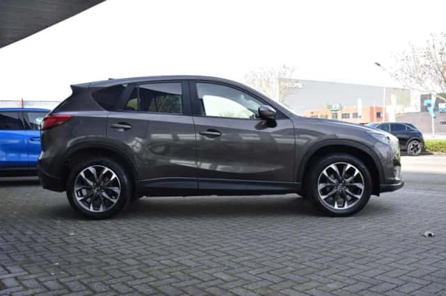 Mazda CX-5 (2017) thumbnail 4