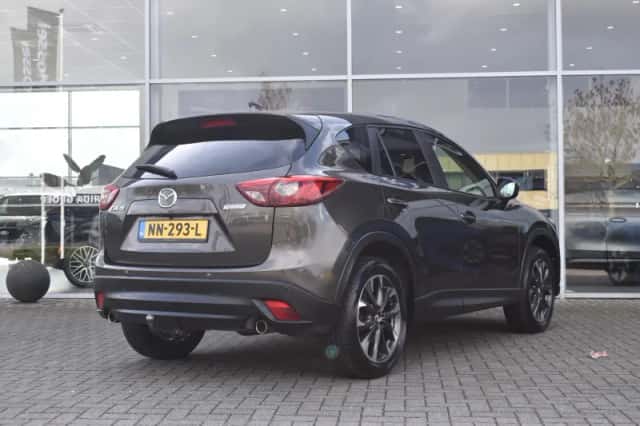 Mazda CX-5 (2017) thumbnail 5