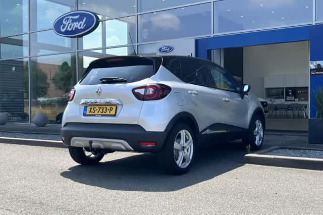 Renault Captur (2018) thumbnail 5