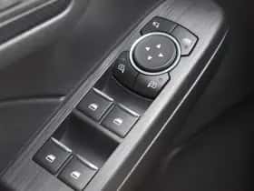 Ford Kuga thumbnail 11