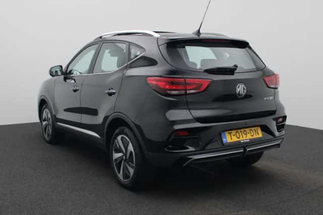 MG ZS EV (2023) thumbnail 2