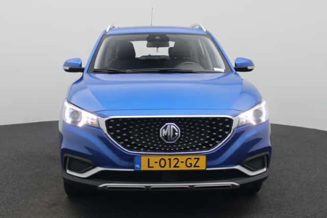 MG ZS EV (2021) thumbnail 3