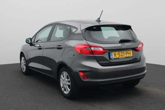Ford Fiesta (2021) thumbnail 2