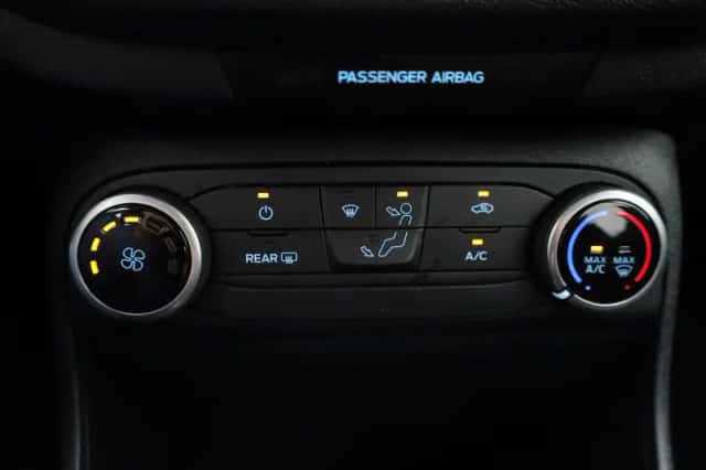 Ford Fiesta (2021) thumbnail 17