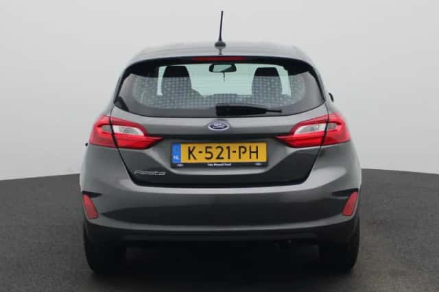 Ford Fiesta (2021) thumbnail 5