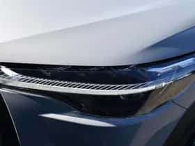 Toyota Corolla thumbnail 13