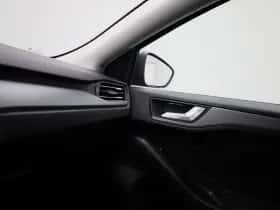 Ford Focus thumbnail 24