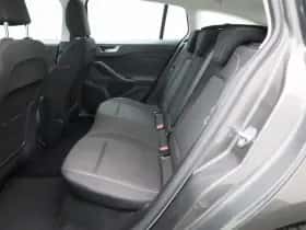 Ford Focus thumbnail 9