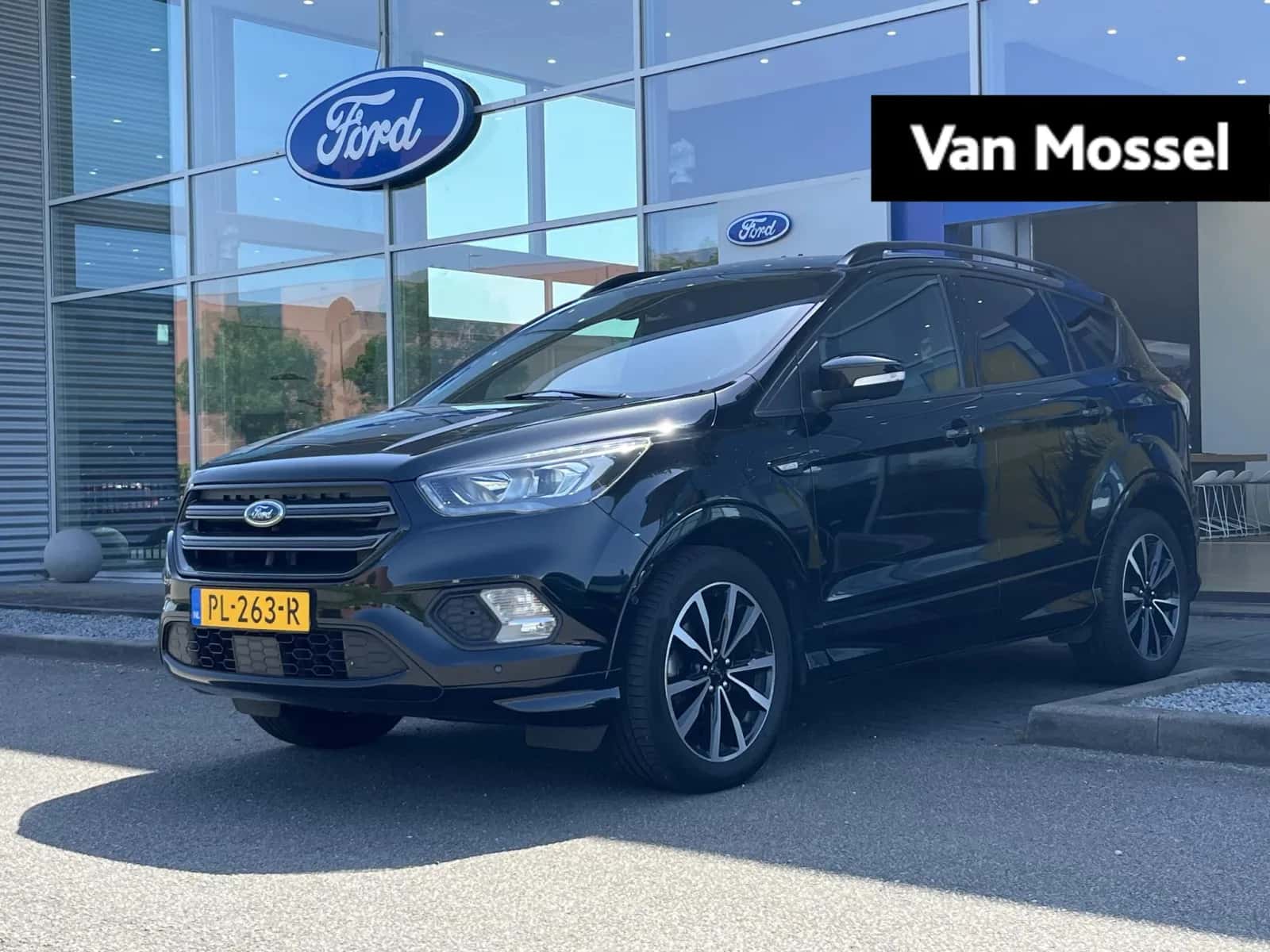 Ford Kuga (2017) — foto 1