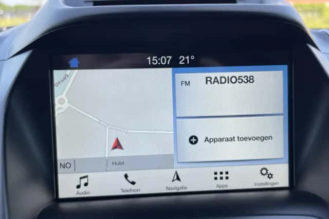Ford Kuga (2017) thumbnail 25