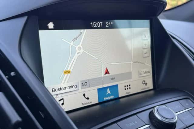 Ford Kuga (2017) thumbnail 26