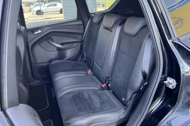 Ford Kuga (2017) thumbnail 37