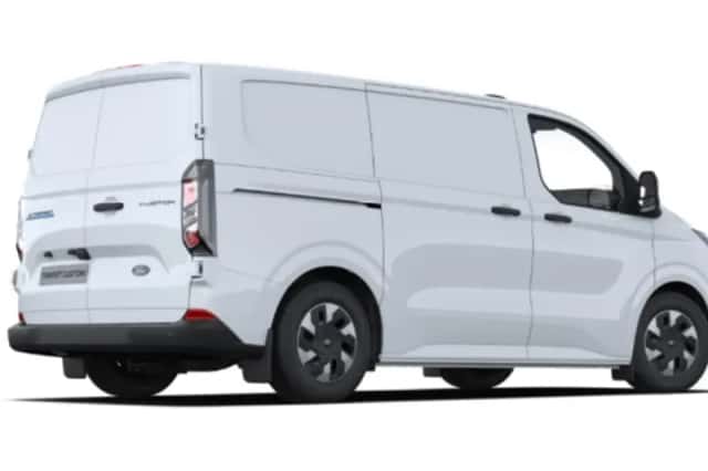 Ford E-Transit Custom (2026) thumbnail 4
