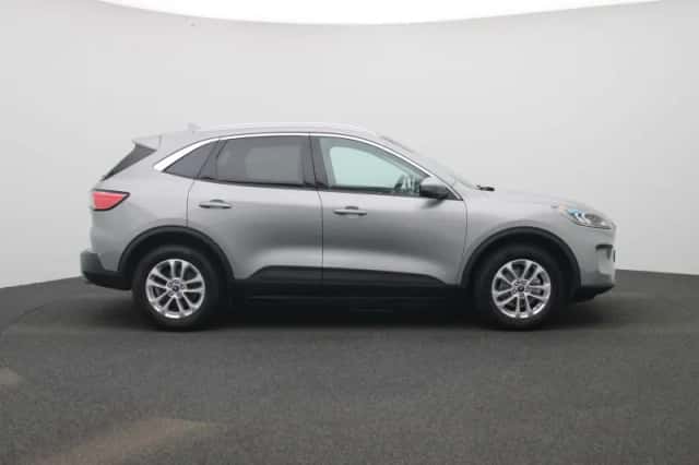 Ford Kuga (2023) thumbnail 6