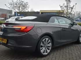 Opel Cascada thumbnail 5