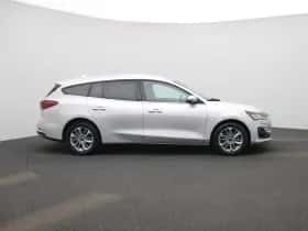 Ford Focus thumbnail 6