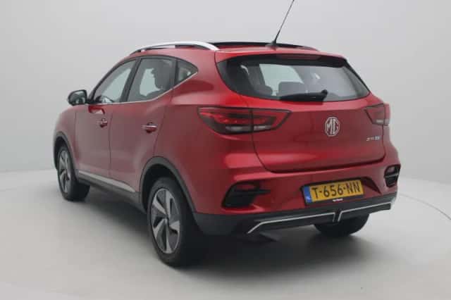 MG ZS EV (2023) thumbnail 2