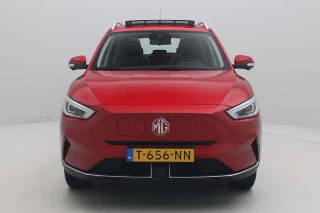 MG ZS EV (2023) thumbnail 3