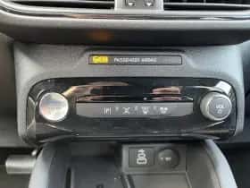 Ford Kuga thumbnail 36