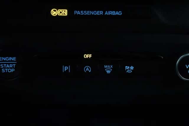 Ford Focus (2023) thumbnail 11