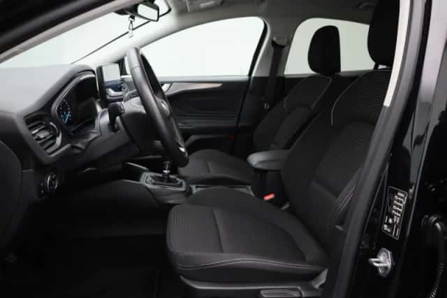 Ford Focus (2023) thumbnail 21