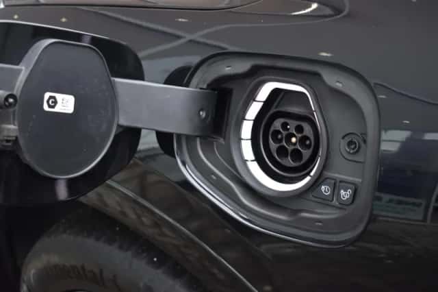 Ford Kuga (2021) thumbnail 14