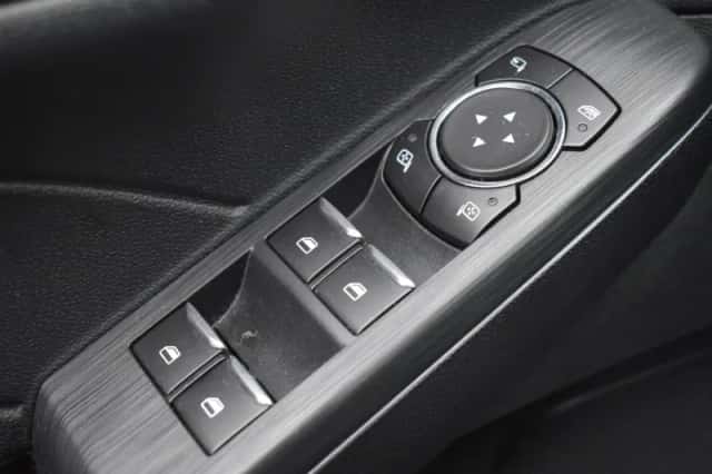Ford Kuga (2021) thumbnail 23
