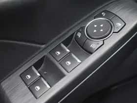 Ford Kuga thumbnail 23