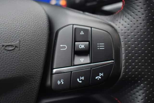 Ford Kuga (2021) thumbnail 26