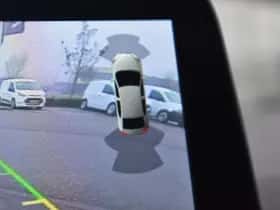 Ford Kuga thumbnail 38