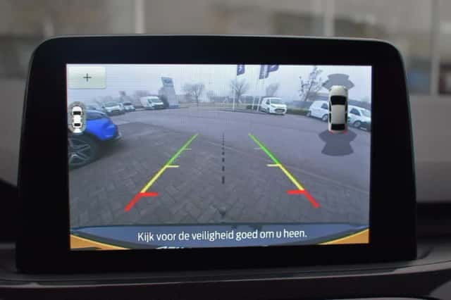 Ford Kuga (2021) thumbnail 39