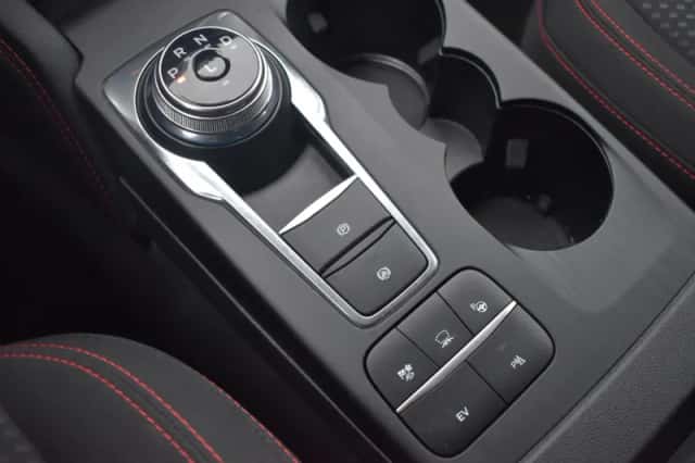 Ford Kuga (2021) thumbnail 47