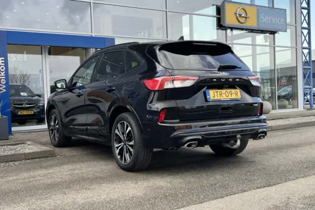 Ford Kuga (2021) thumbnail 7