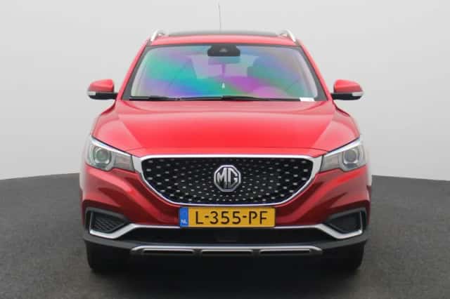MG ZS EV (2021) thumbnail 3