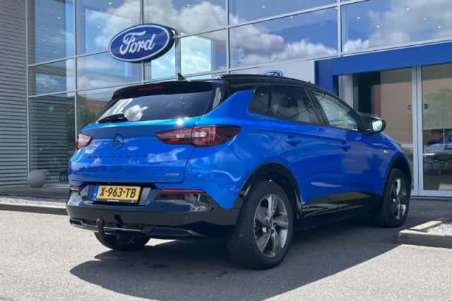 Opel Grandland (2023) thumbnail 5