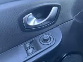 Renault Clio thumbnail 17