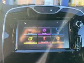 Renault Clio thumbnail 25