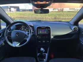 Renault Clio thumbnail 41